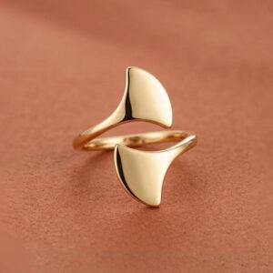 Fluid Gold Ring